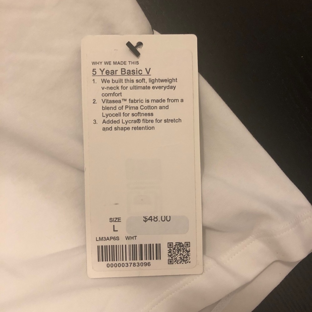 Lululemon 5 Year Basic T Vneck